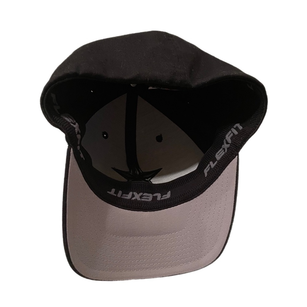 Flex fit hat - Picture 2 of 3
